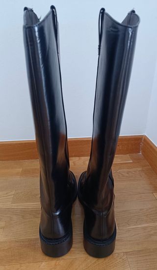 Botas altas negras Stradivarius