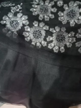 Falda tul negra bordados plata Talla S