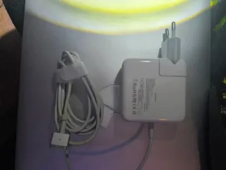 MacBook Air 13” 2017 i5 8GB 128SSD – Tastiera US