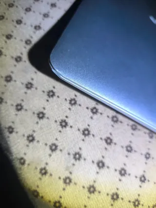 MacBook Air 13” 2017 i5 8GB 128SSD – Tastiera US