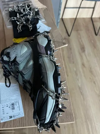 Crampones para botas de montaña