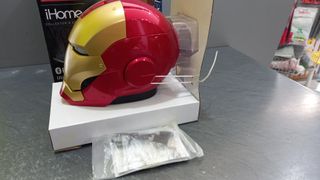 Altavoz Bluetooth iHome Iron Man Helmet
