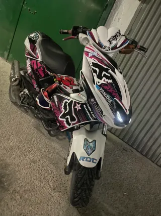 Yamaha Aerox personalizada