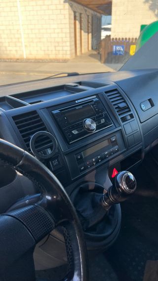 Volkswagen Caravelle 2009