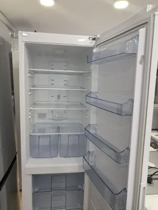 Nevera Benavent Combi Blanca