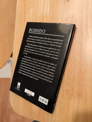 Bushido: El espíritu de Japón. Un ensayo clásic...