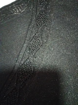 Conjunto Zara pantalón polipiel y suéter Cortefiel