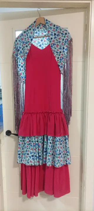 Bata Rociera y Mantón Talla S