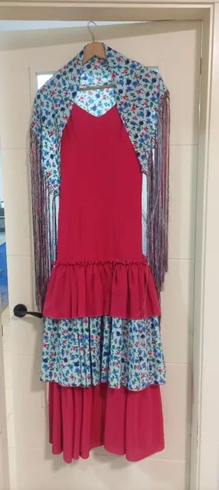 Bata Rociera y Mantón Talla S