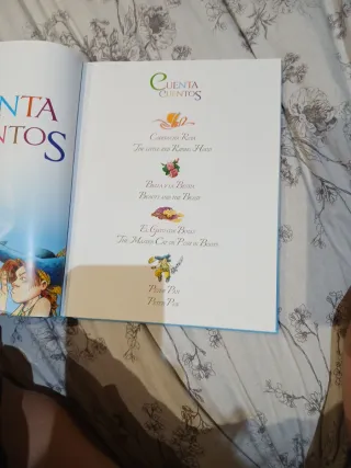 Libro cuenta cuentos bilingüe