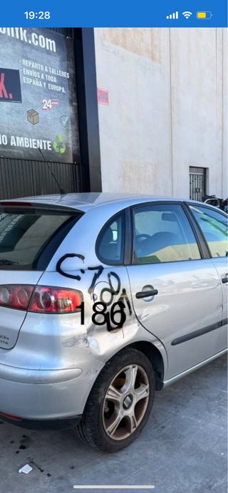 Cristal trasero Seat Ibiza pequeño derecho cd 186