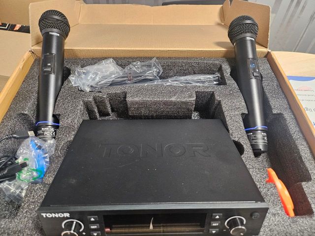 Sistema di microfoni wireless TONOR 750