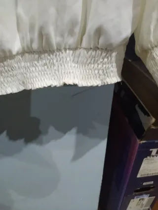 Blusa blanca con pedrería