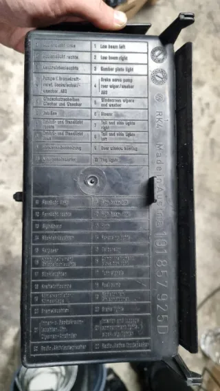 Tampa/Gaveta Fusíveis Golf/Jetta Mk2