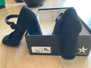 Scarpe Primadonna scamosciate nere con tacco