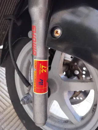 Suzuki Burgman 125cc Negra