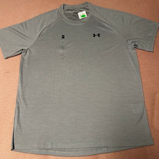 Camiseta Under Armour gris talla L