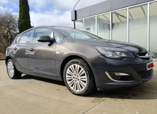 Opel Astra 1.4 Turbo 140cv 2013  Garantía 12 meses