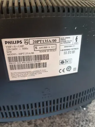 Televisor Philips CRT 20 pulgadas.