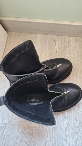 Botines de piel negros Ulanka