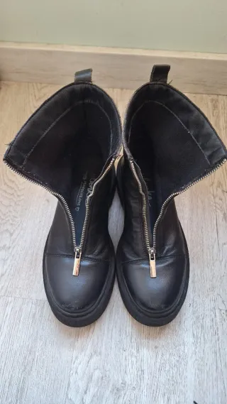 Botines de piel negros Ulanka