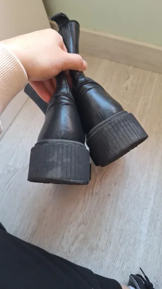 Botines de piel negros Ulanka