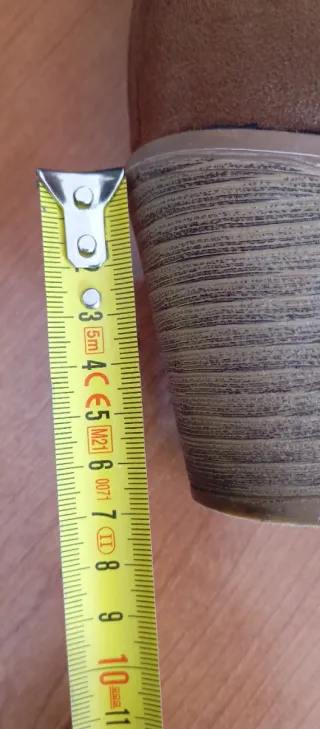 Botines ante marrón talla 40