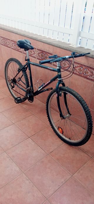 Bicicleta BH Montaña Shimano 18v