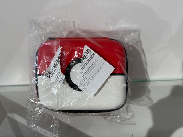 Funda protectora Poké Ball