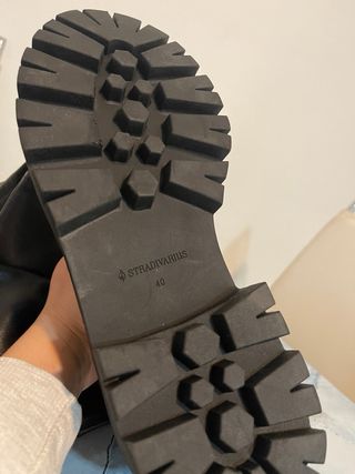 Botas altas track Stradivarius Talla 40