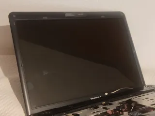 Pantalla portátil Toshiba A300