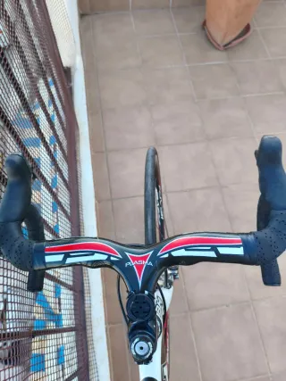 Bici carretera BH todo carbono  Talla-S/M 52