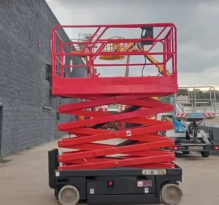 Plataformas Elevadoras de Tijera – Varias Alturas