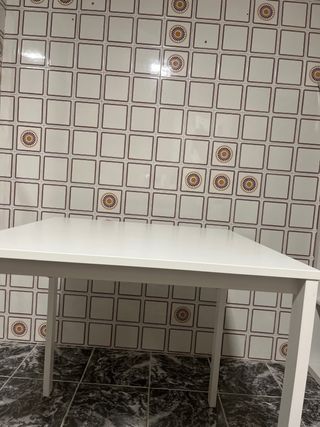 Tavolo da cucina bianco in legno