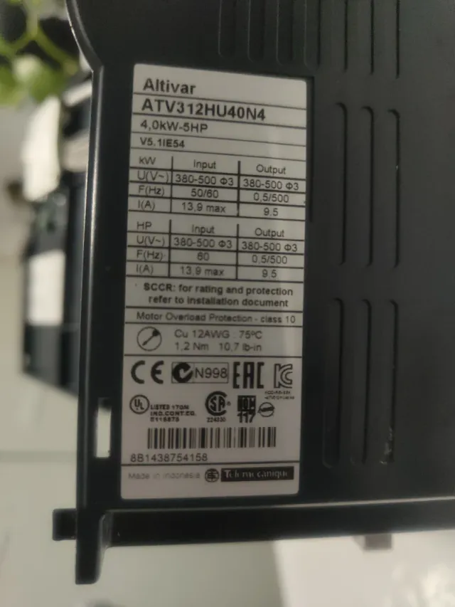 Variador Schneider Trifasico atv312hu40n4