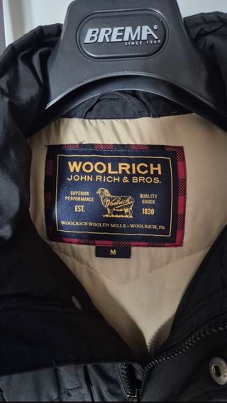 Woolrich Giubbotto Nero con Cappuccio