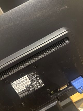 Monitor HP W2072a 20 con cables