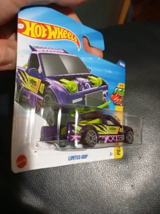 Hot Wheels limited grip