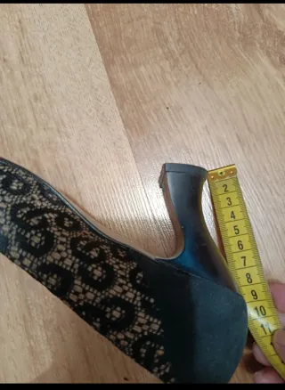 Zapatos de tacón negros con encaje beige T37