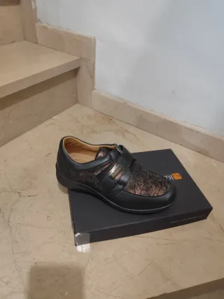 Zapatos ortopédicos Calzamedí negros