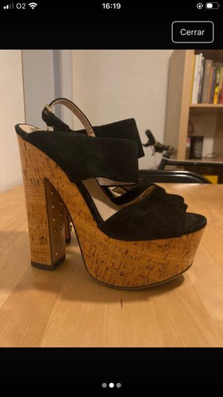 Zapatos de cuña negros