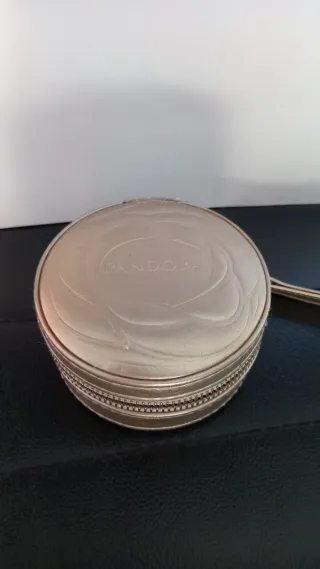 Pulsera Pandora con charms