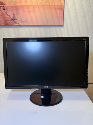Monitor LED BenQ 2250 da 22 pollici con HDMI