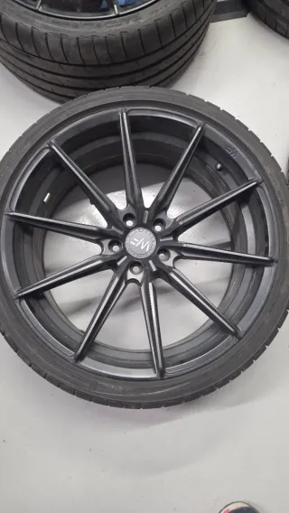 Llantas Audi 20' Wheelforce 265/30R20 Negras