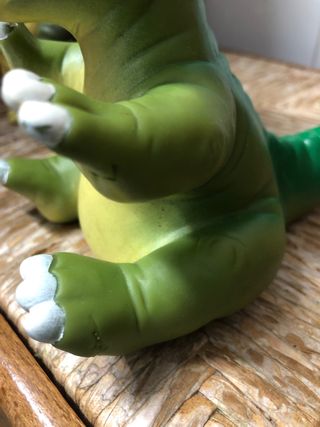 Figuras dinosaurios EN BUSCA DEL VALLE ENCANTADO