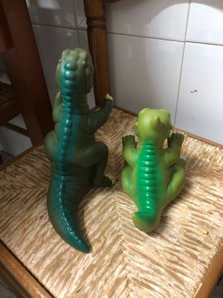 Figuras dinosaurios EN BUSCA DEL VALLE ENCANTADO