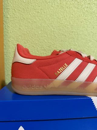 Adidas Gazelle Rojas y Blancas