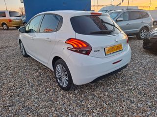 Peugeot 208 hdi 100 cv signature