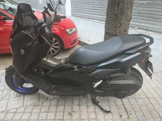 Yamaha N-MAX 125 2025 Negra