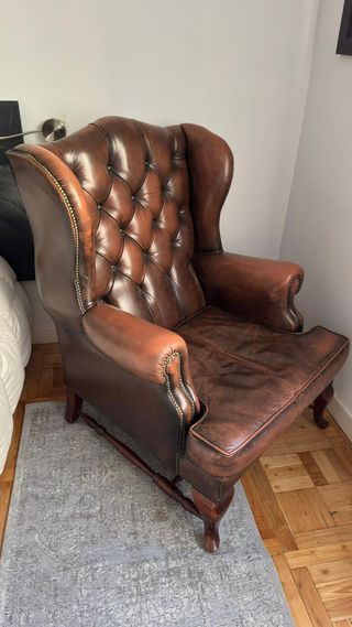 Sillón Orejero Piel Marrón